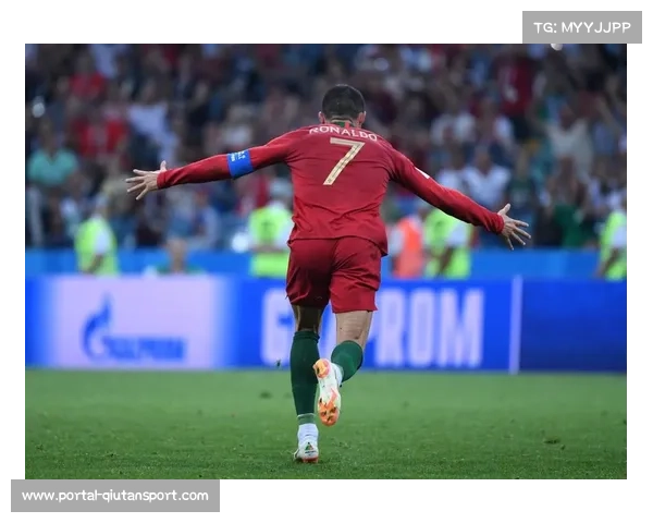 梅西以8次戴帽领衔欧冠改制后巴萨球员帽子戏法次数榜